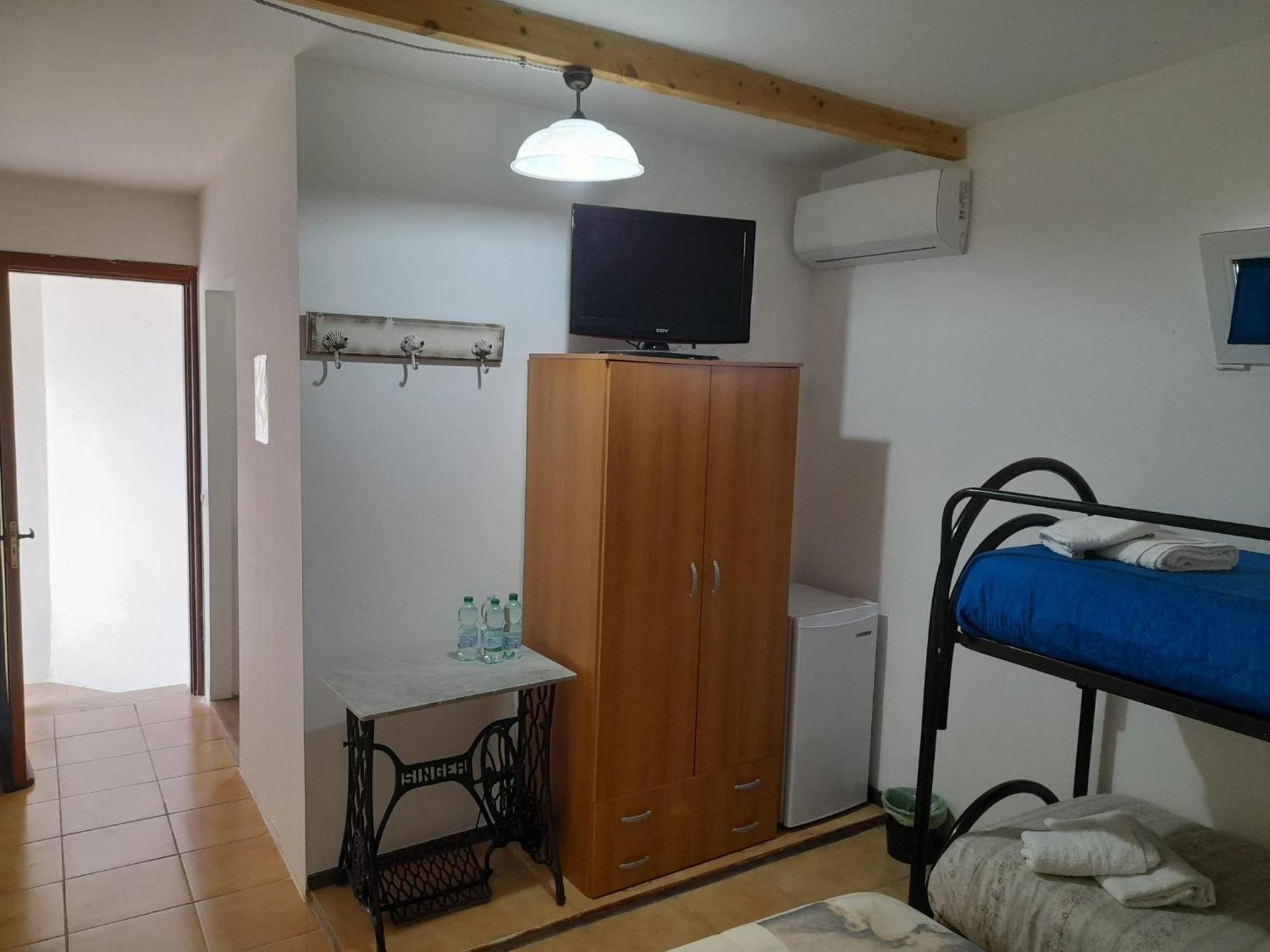 Guest House Parabita Extérieur photo